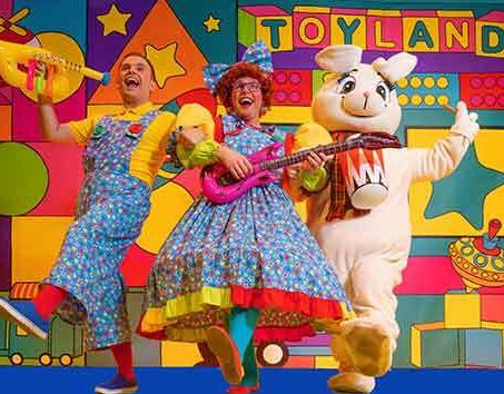 The McDougalls In Toyland: A Singalong Adventure